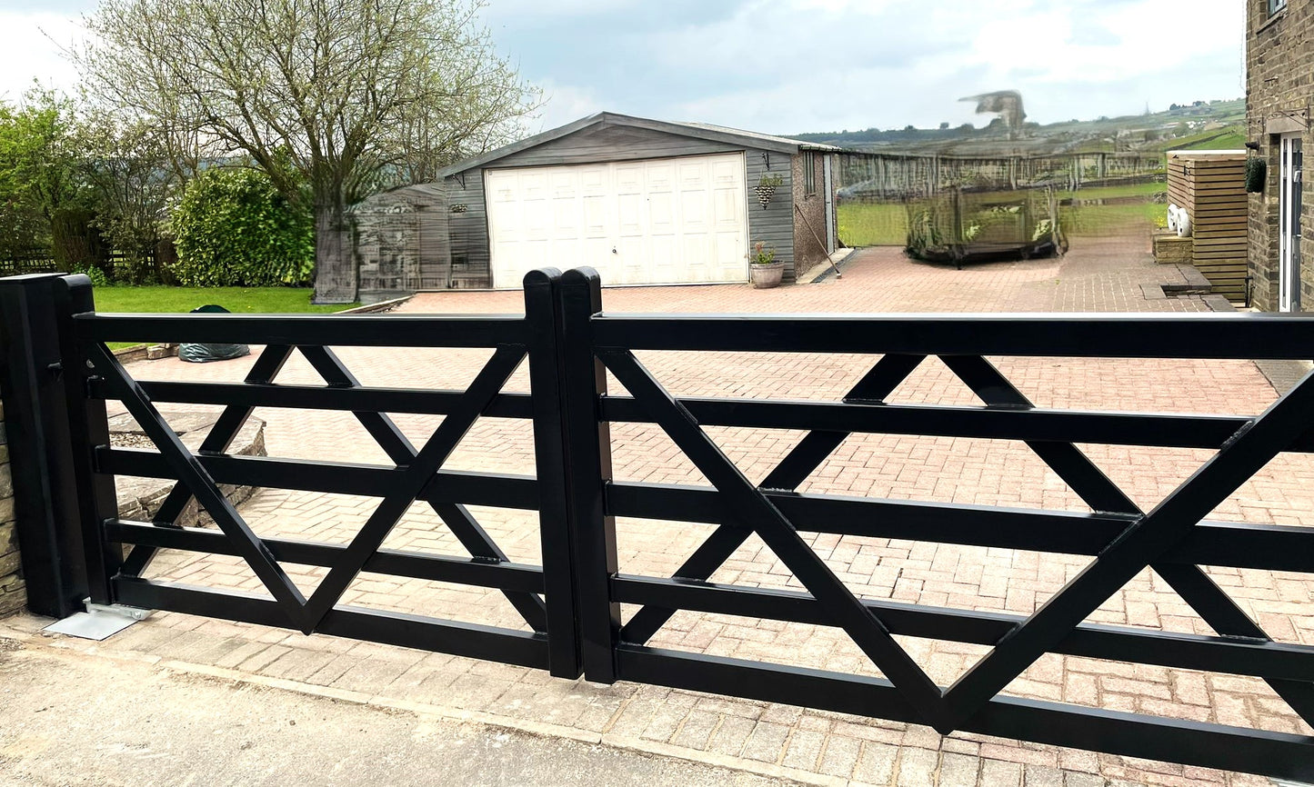 Icon Metal Driveway Gate _Heavy Duty_ Canadian Crafted Excellence _ GG-104