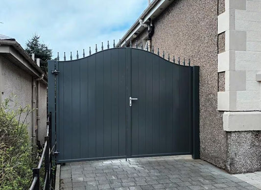 Full Privacy Gate _ Heavy Duty _ Canadian Crafted Excellence  _ GG-261