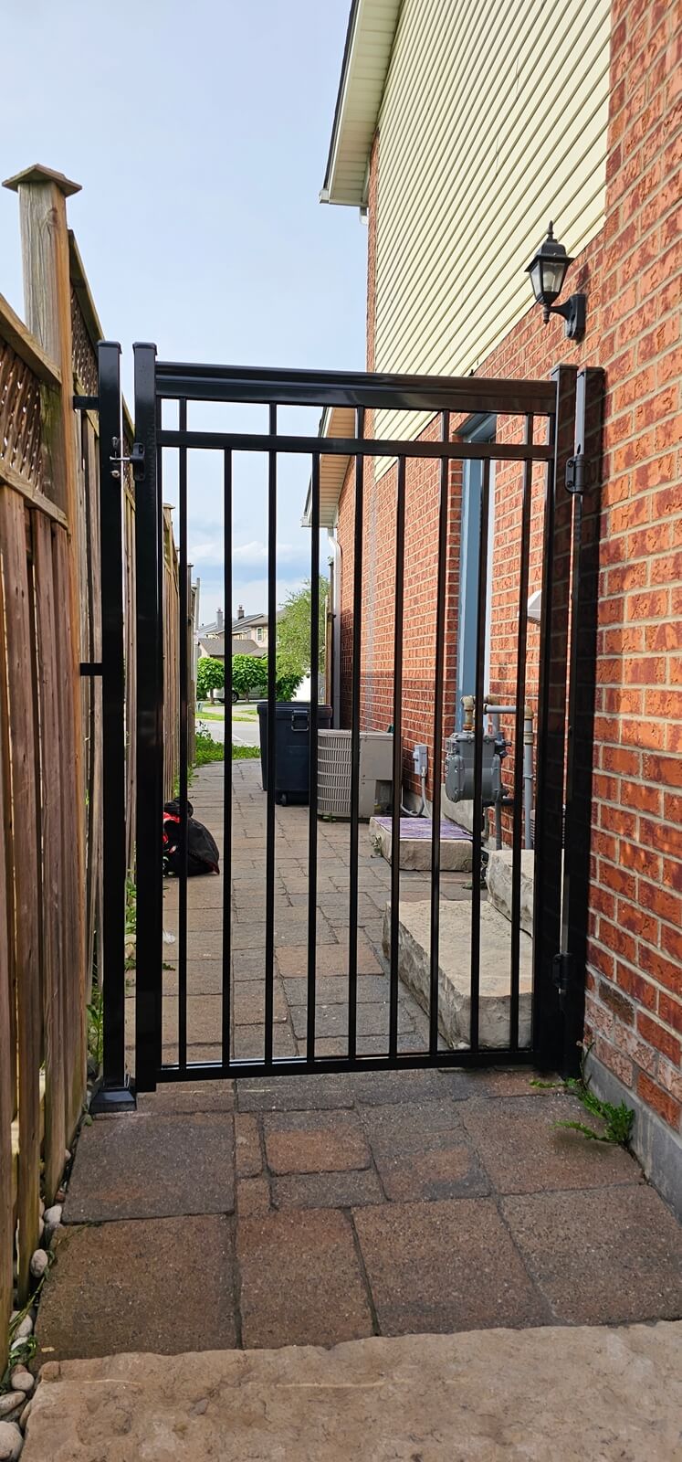 Pedestrian Metal Gate _ Tracks Design _ Canadian Crafted Excellence_MF-MG-008