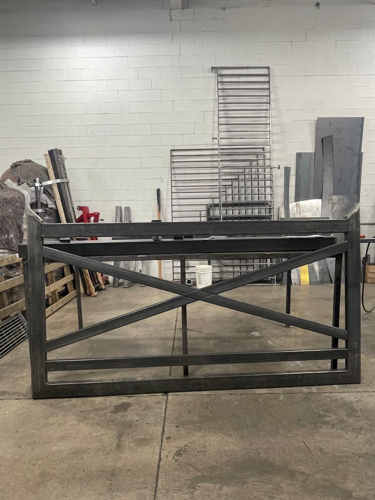 X Cowboy Farm Metal Driveway Gate _ Canadian Crafted Excellence_GG-052
