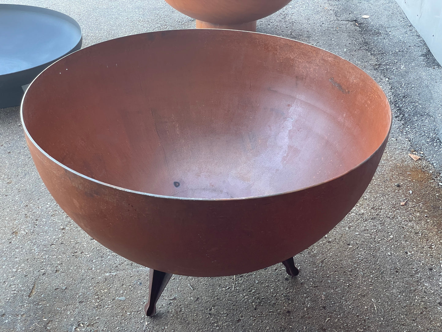 Elegant 40''-47''in Huge, Deep & Thick Fire pit _Heavy Duty Corten Weathered Steel _ Custom Canadian Product _ MF-FP-001