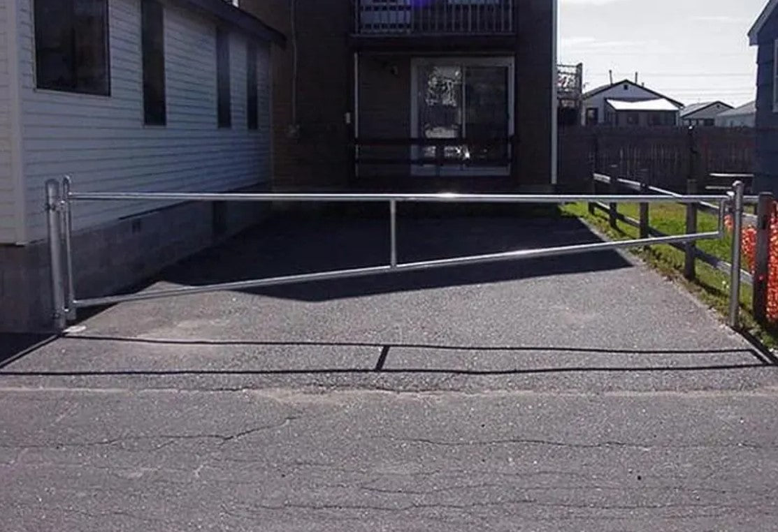 Industrial Driveway Gate _ Heavy Duty _Canadian Crafted Excellence_GG-083