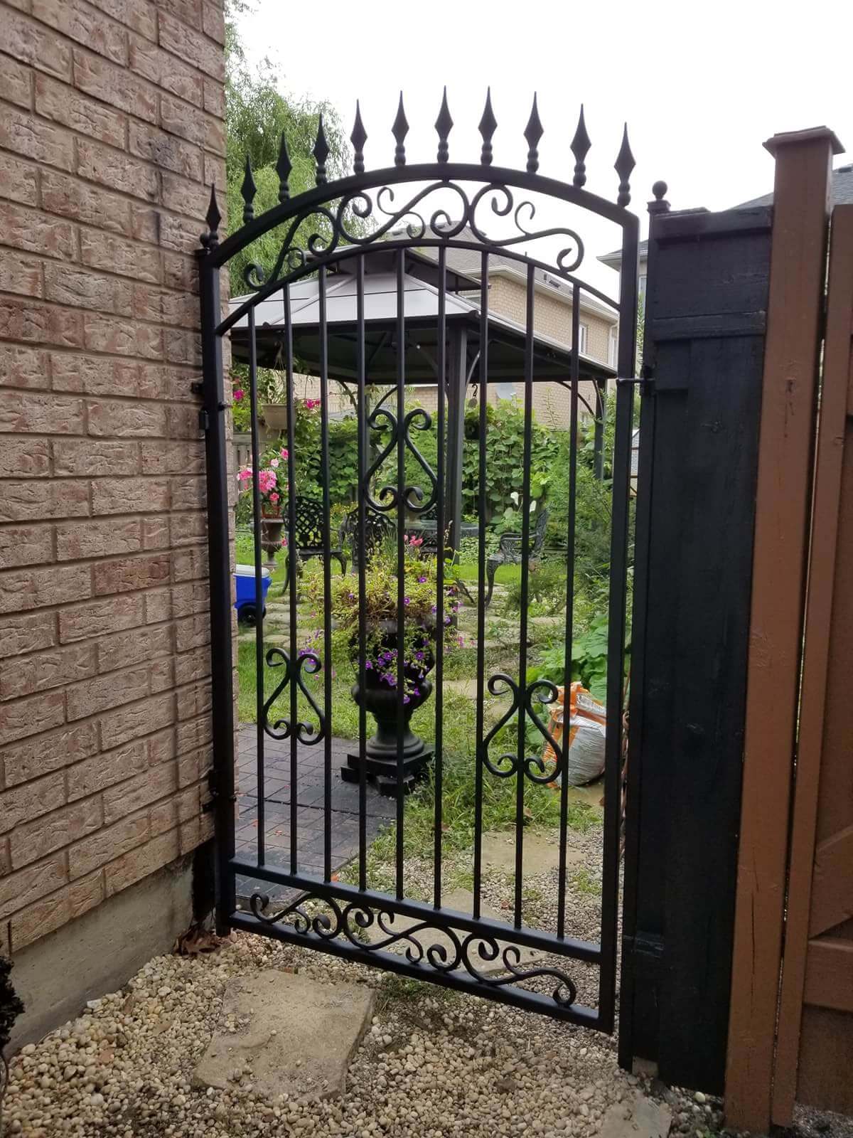 Pedestrian Metal Gate _ Twins Design _ Canadian Crafted Excellence_MF-MG-006