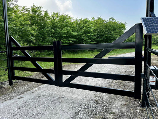 Angle Farm Style _ Steel Driveway Gate _ Canadian Crafted Excellence_GG-059