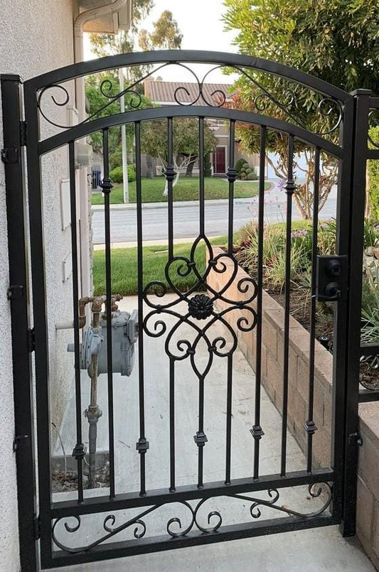 Traditional Design _ Pedestrian Metal Gate _ Canadian Crafted Excellence_MF-MG-001