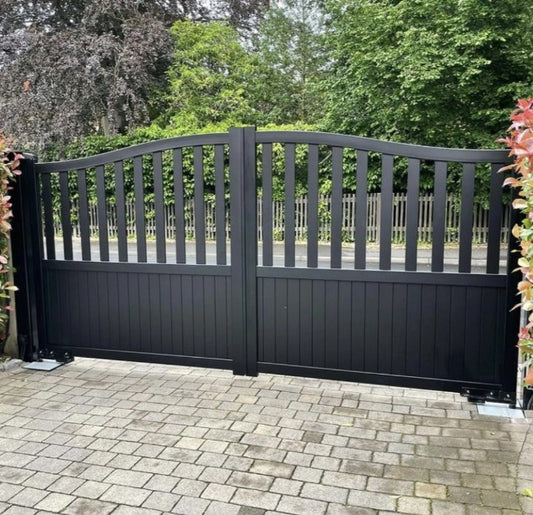 Skyview Metal Gate _Heavy Duty_ Canadian Crafted Excellence _ GG-901