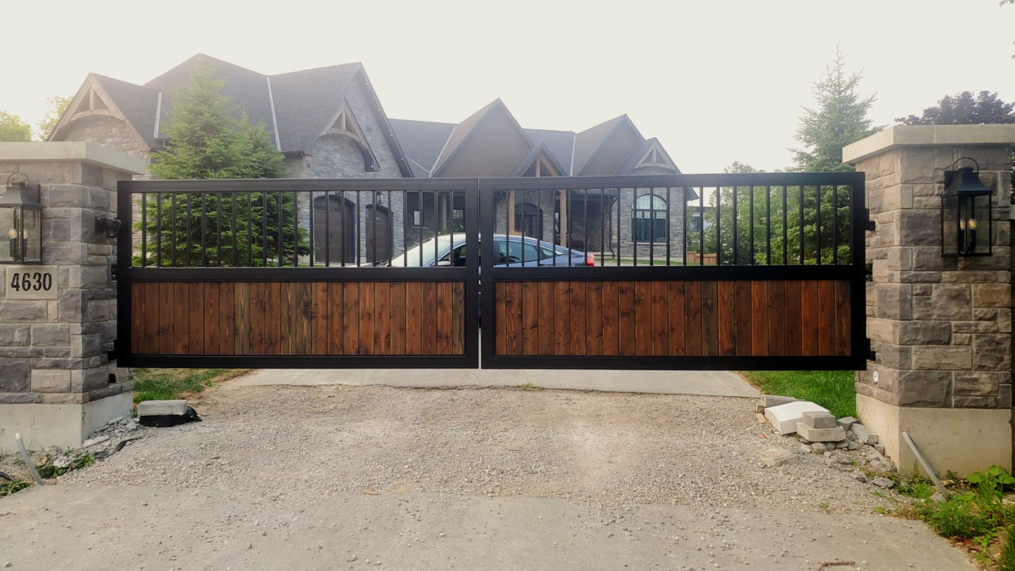 Liftcom Metal Gate _Heavy Duty_ Canadian Crafted Excellence _ GG-902