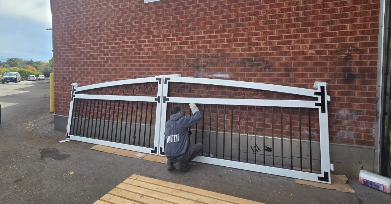 A Uplifting Style Metal Gate _Heavy Duty_ Canadian Crafted Excellence _ GG-005