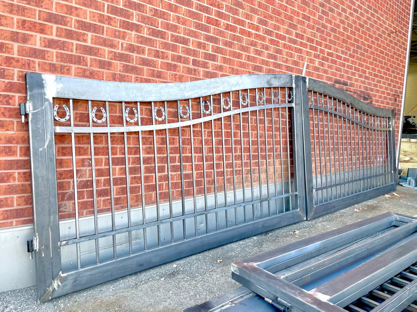 Driveway Metal Gate / Swing Gate - Steed Design - GG - 0601