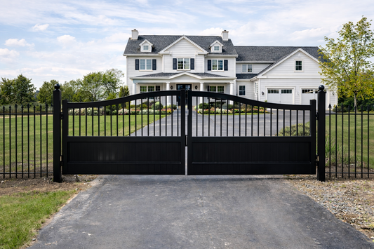 Carrabin Style Swing Gate Design _ Heavy Duty _Metal Gate _ Canadian Crafted Excellence_GG-080